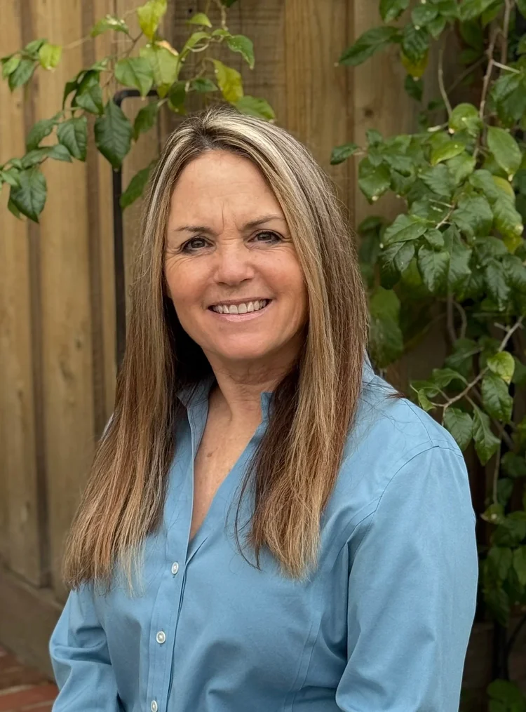 Lori Hunter, Licensed Marriage and Family Therapist